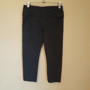 LULULEMON Athletica Capris Black Leggings Size 6